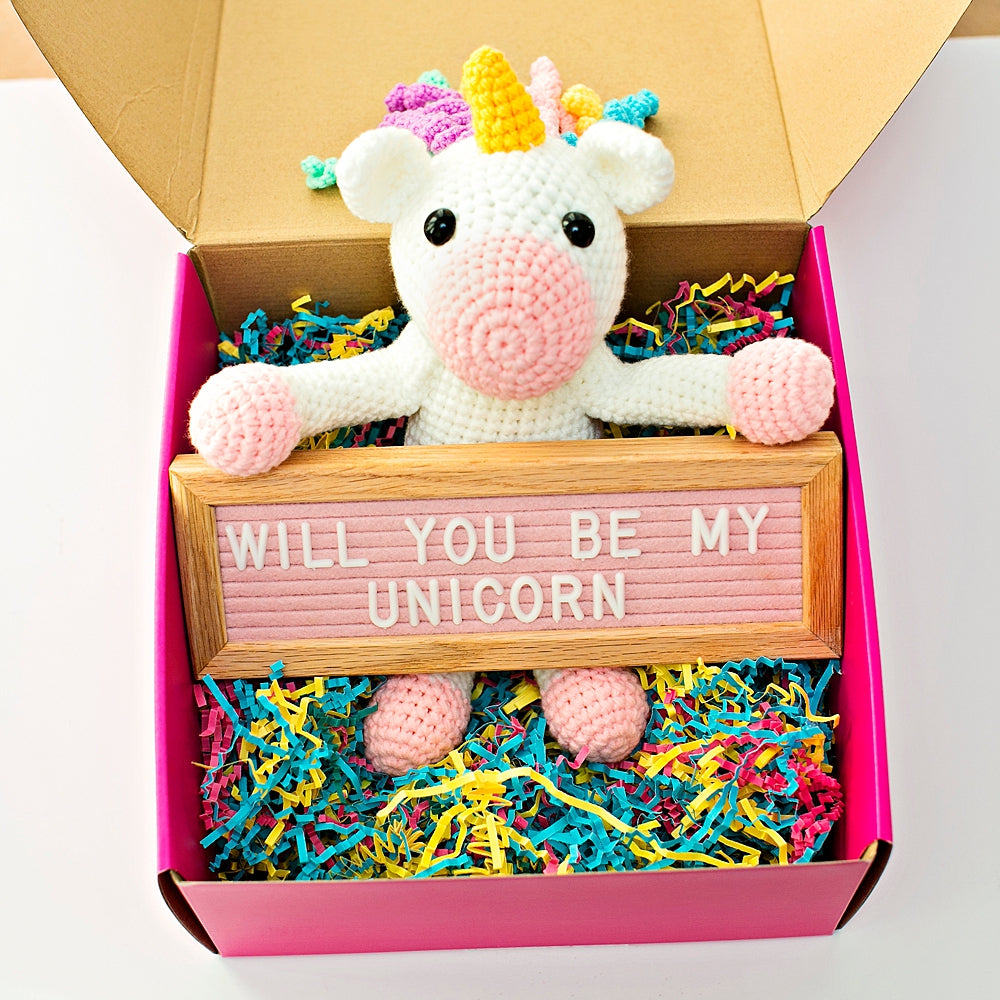 Twinks Crochet Unicorn With Felt Letterboard